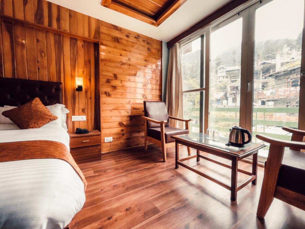 Hotel New Vistas Manāli Eksteriør bilde