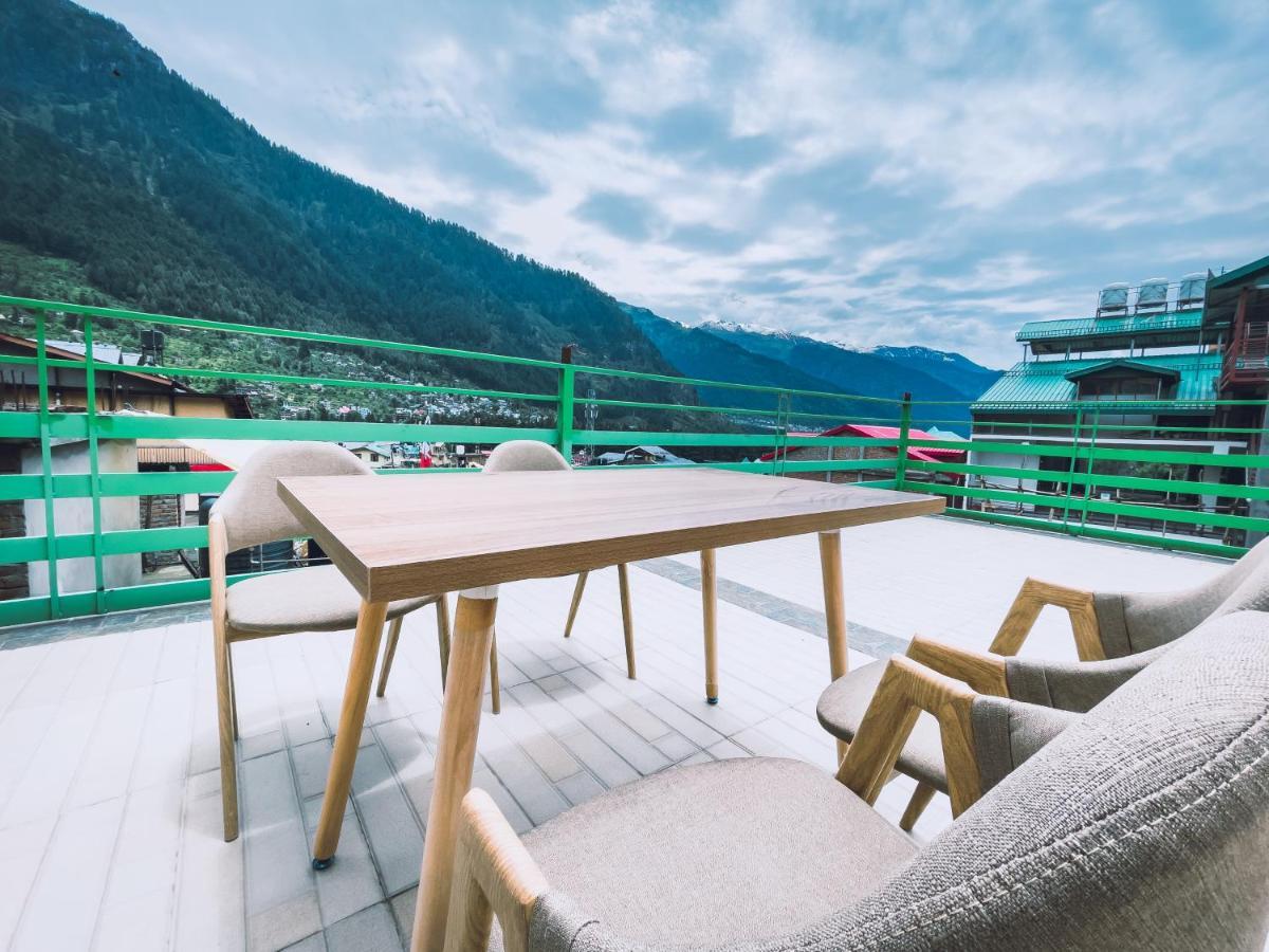 Hotel New Vistas Manāli Eksteriør bilde