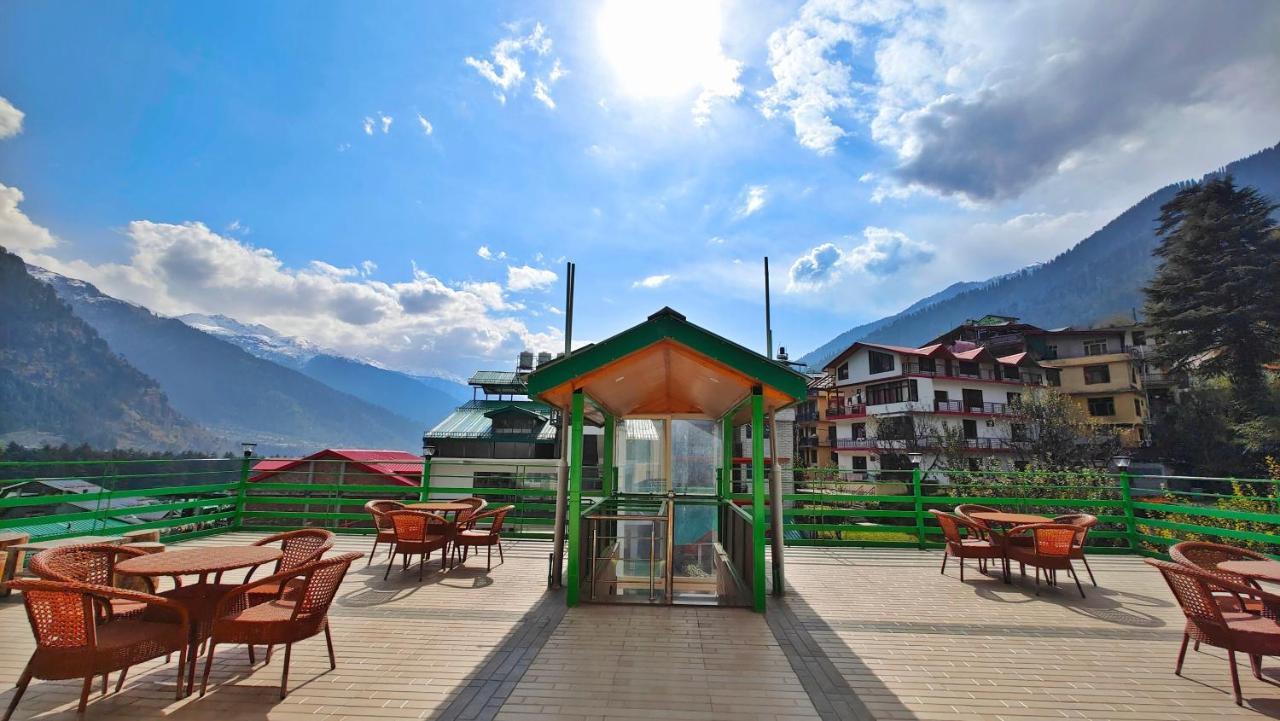 Hotel New Vistas Manāli Eksteriør bilde