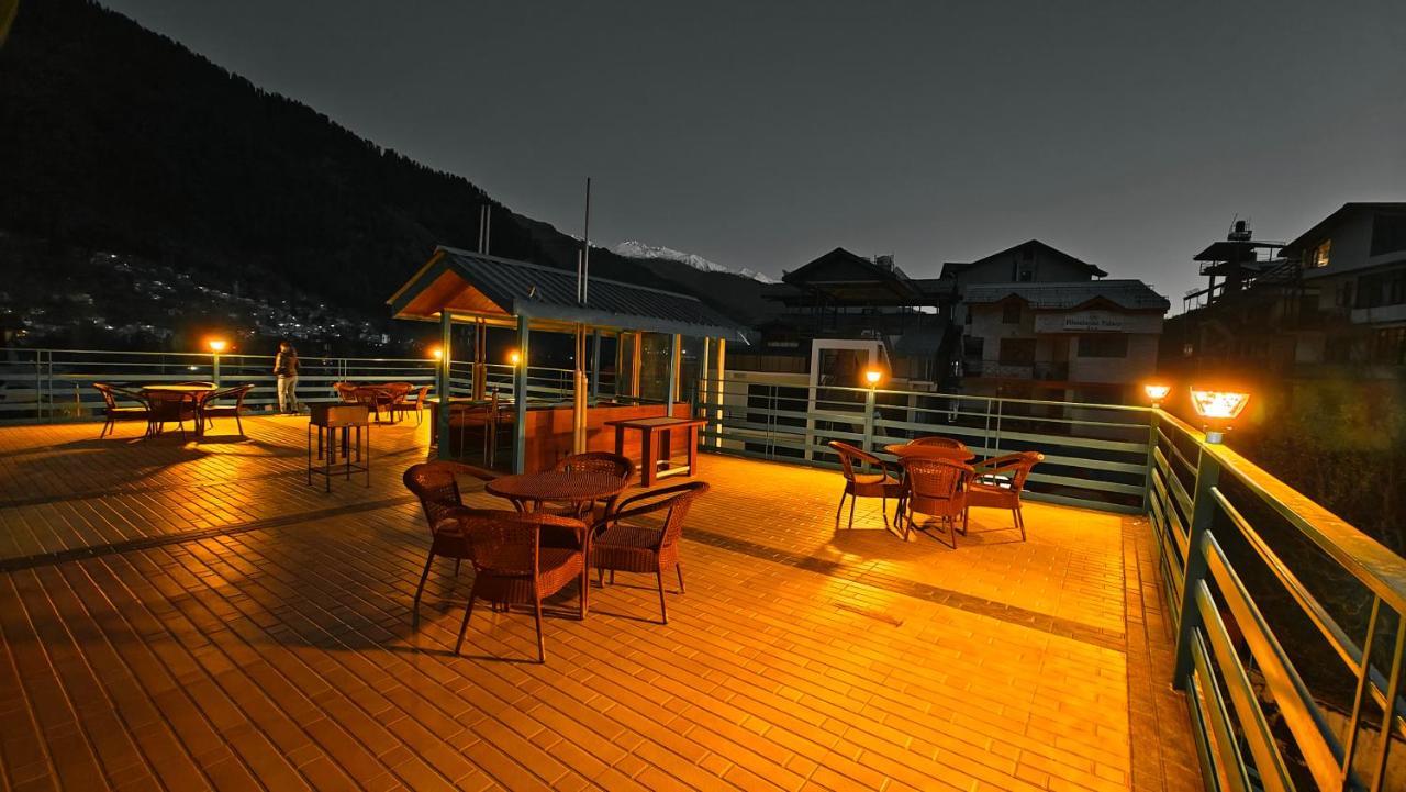 Hotel New Vistas Manāli Eksteriør bilde
