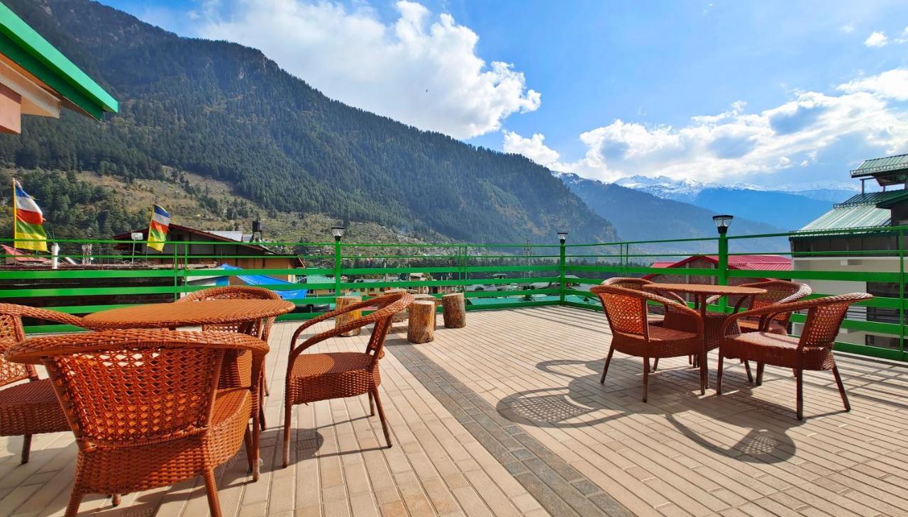 Hotel New Vistas Manāli Eksteriør bilde